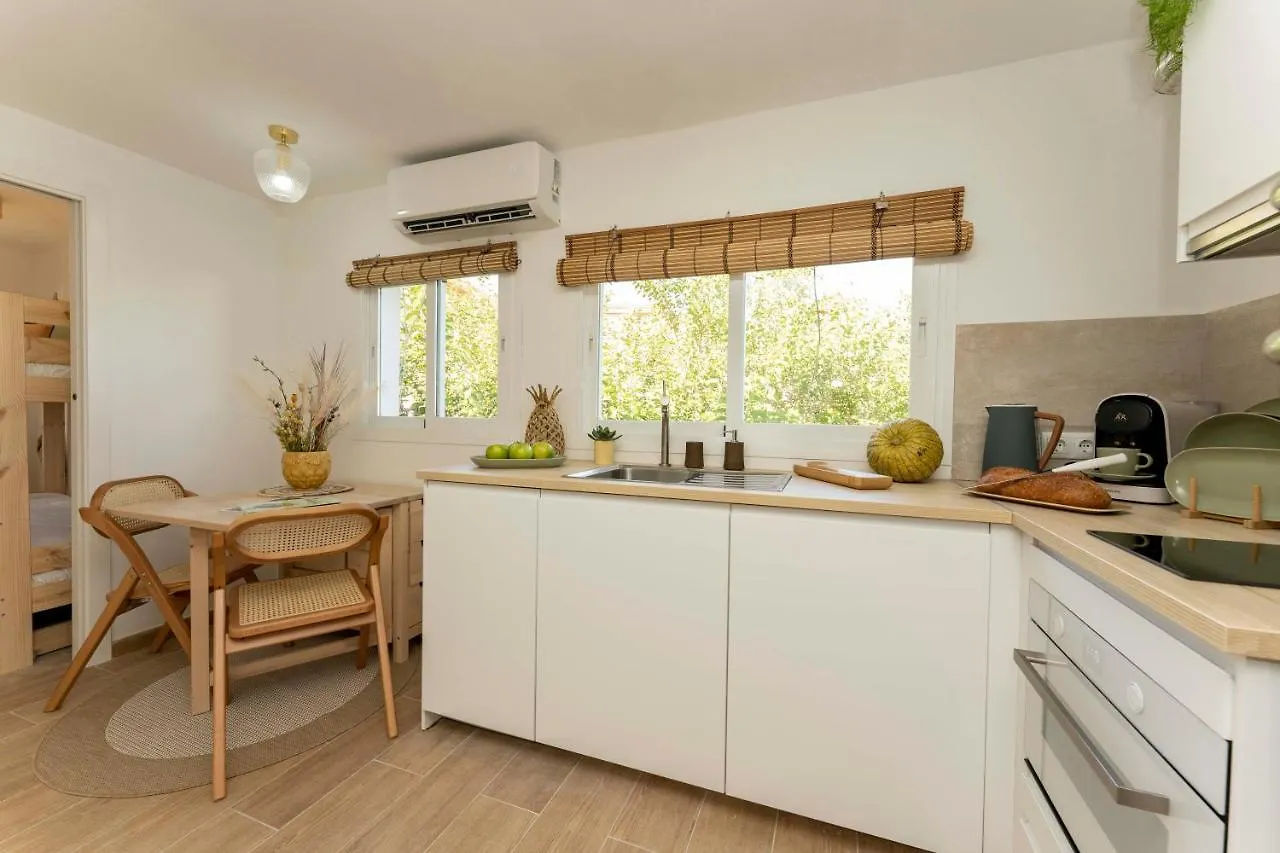 Apartamento De Dos Dormitorios En Casco Historico Estepona Spain