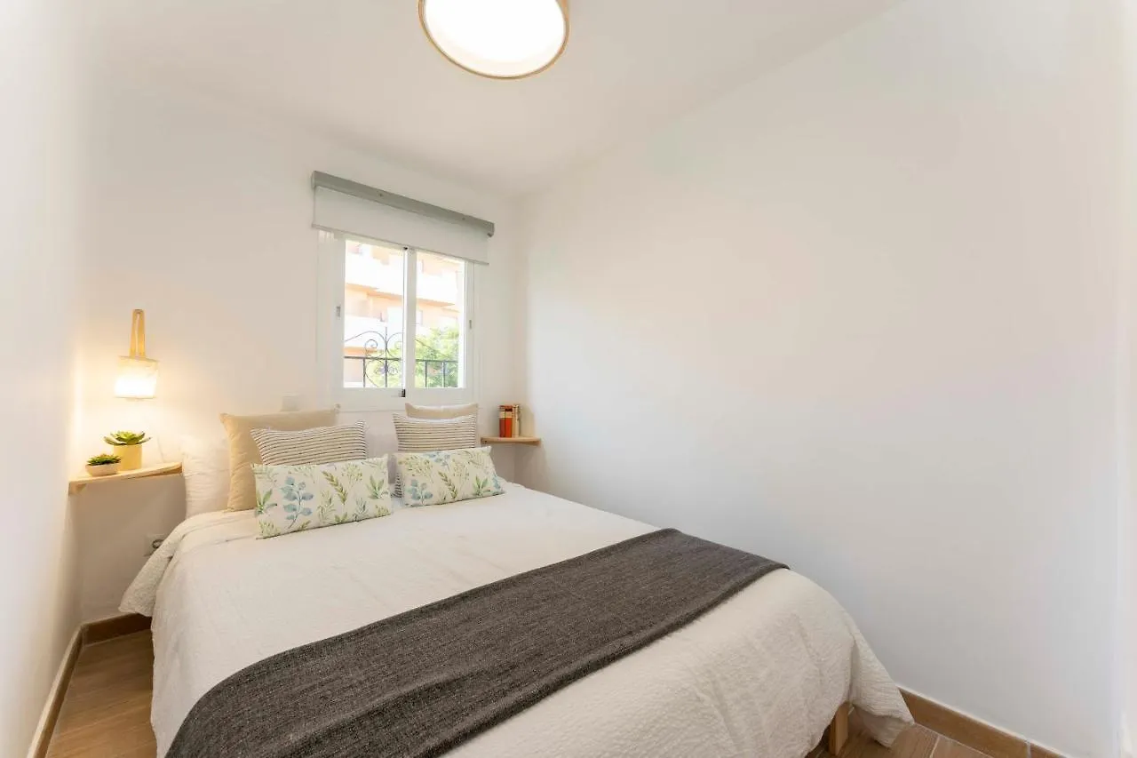 Apartamento De Dos Dormitorios En Casco Historico Estepona 0*,  Spain