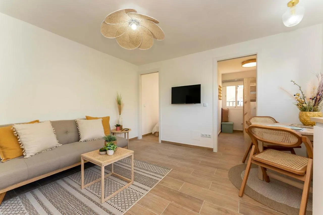 Apartamento De Dos Dormitorios En Casco Historico Estepona 0*,